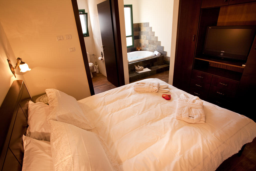 Tenebagolan Suites Zimmers Гад-Несс Номер фото